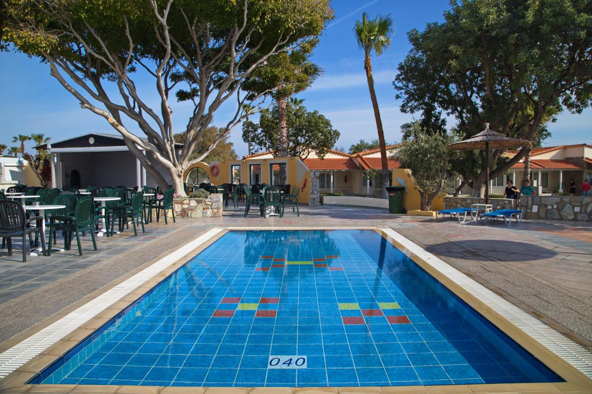 Atlantis Hotel Lambi  Dış mekan fotoğraf