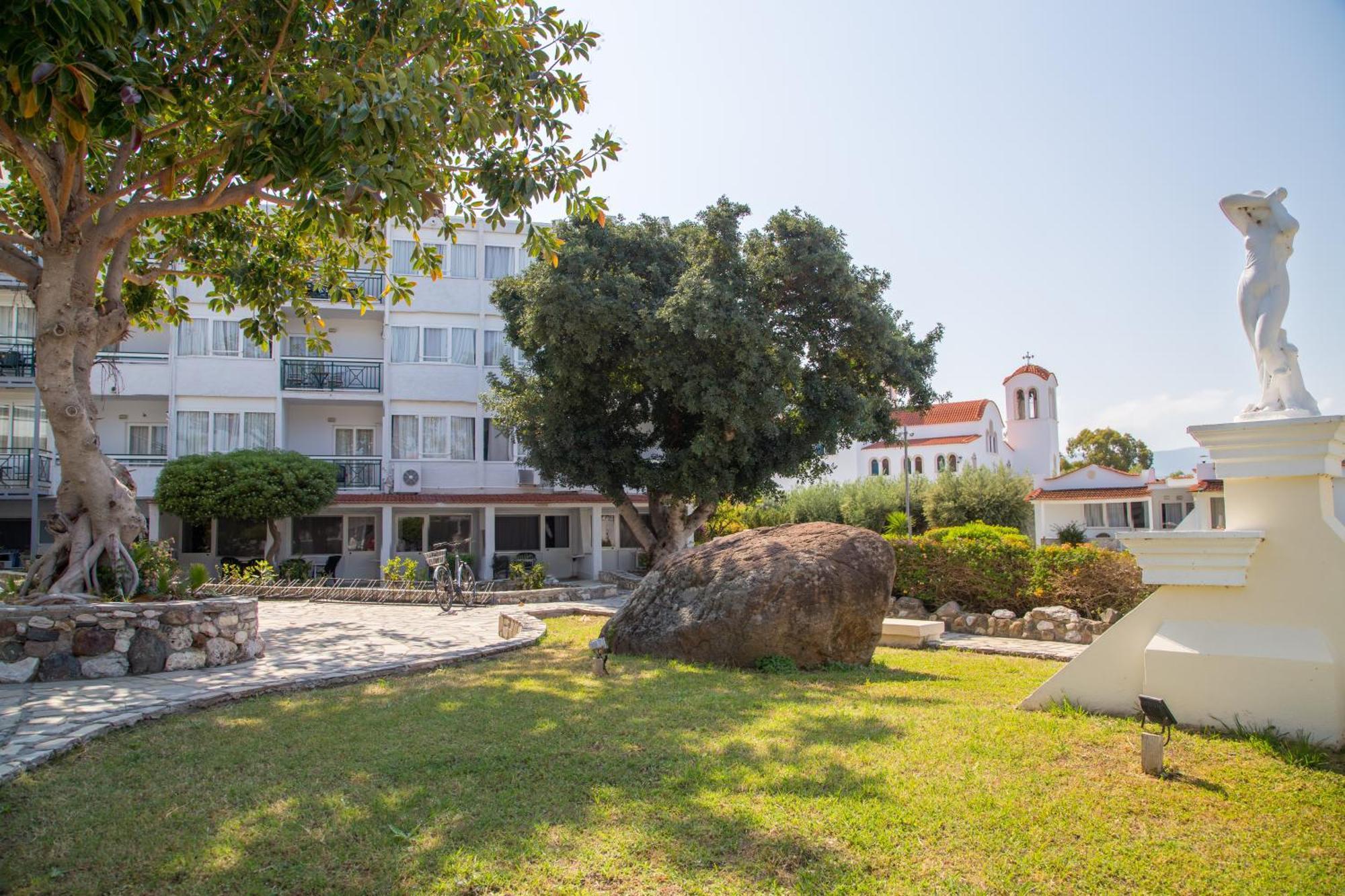 Atlantis Hotel Lambi  Dış mekan fotoğraf