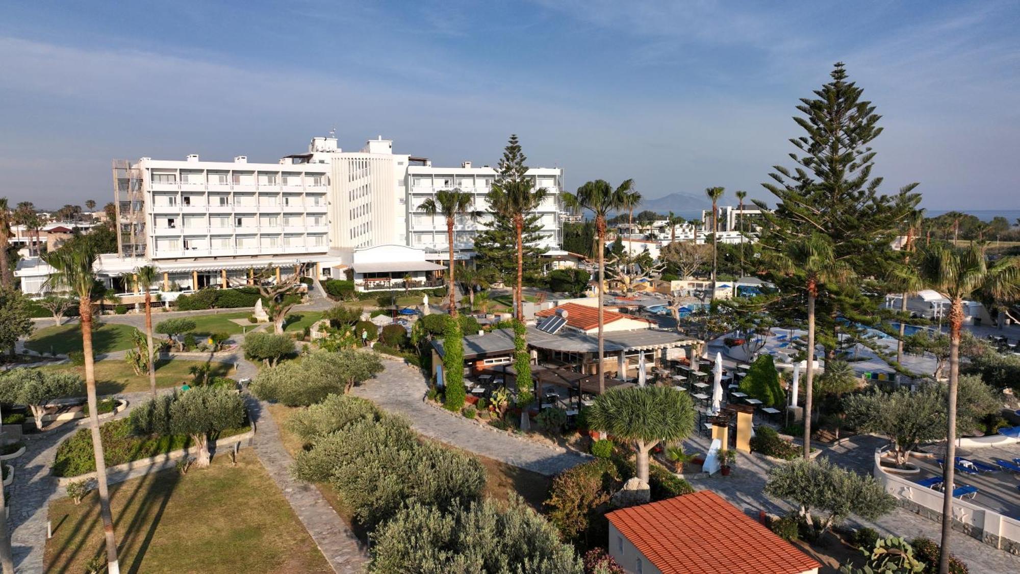 Atlantis Hotel Lambi  Dış mekan fotoğraf