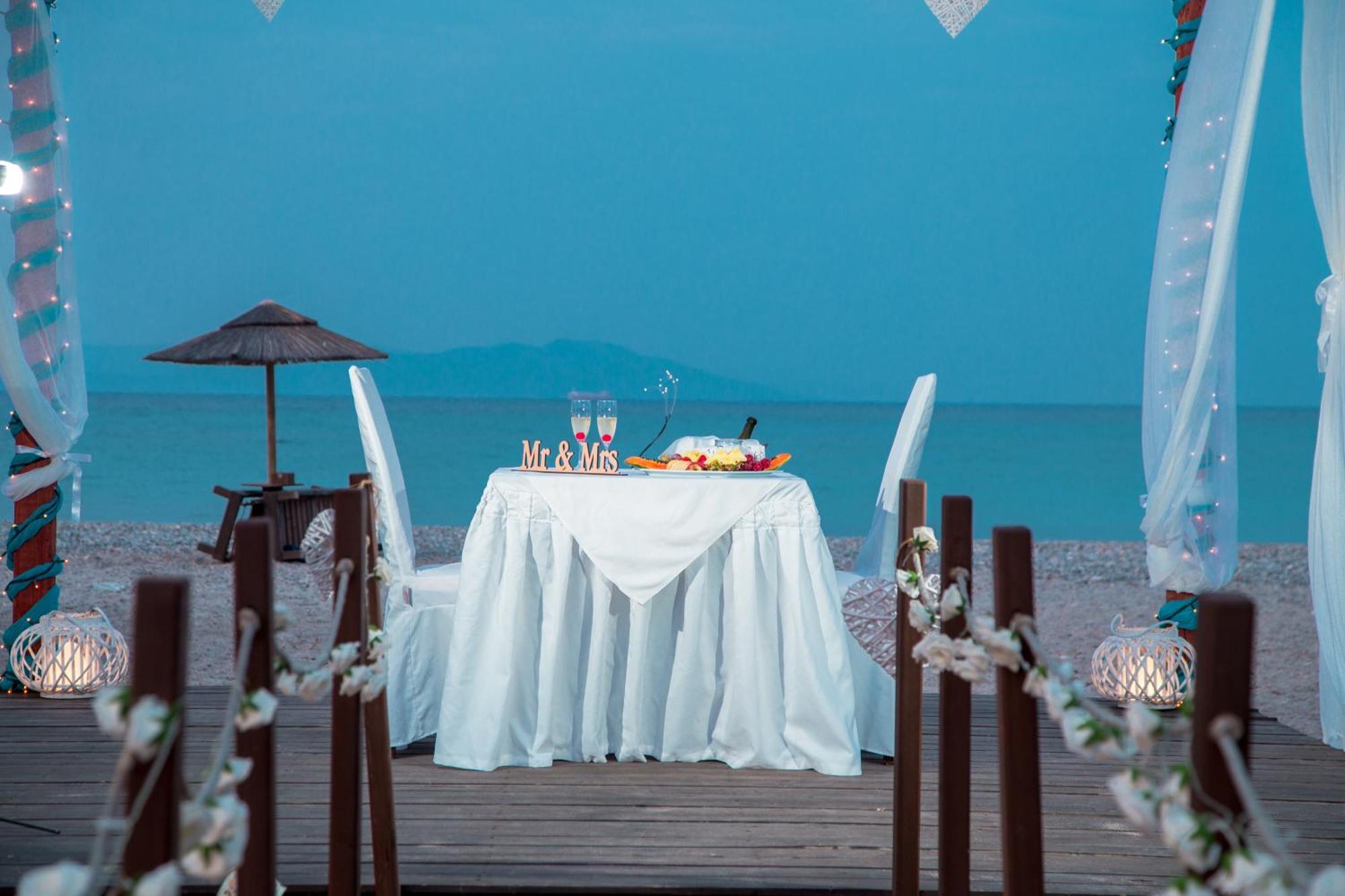 Atlantis Hotel Lambi  Dış mekan fotoğraf